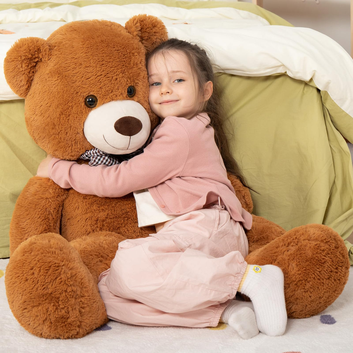 MaoGoLan bear for Valentine’s Day or anniversaries expresses affection with charm.