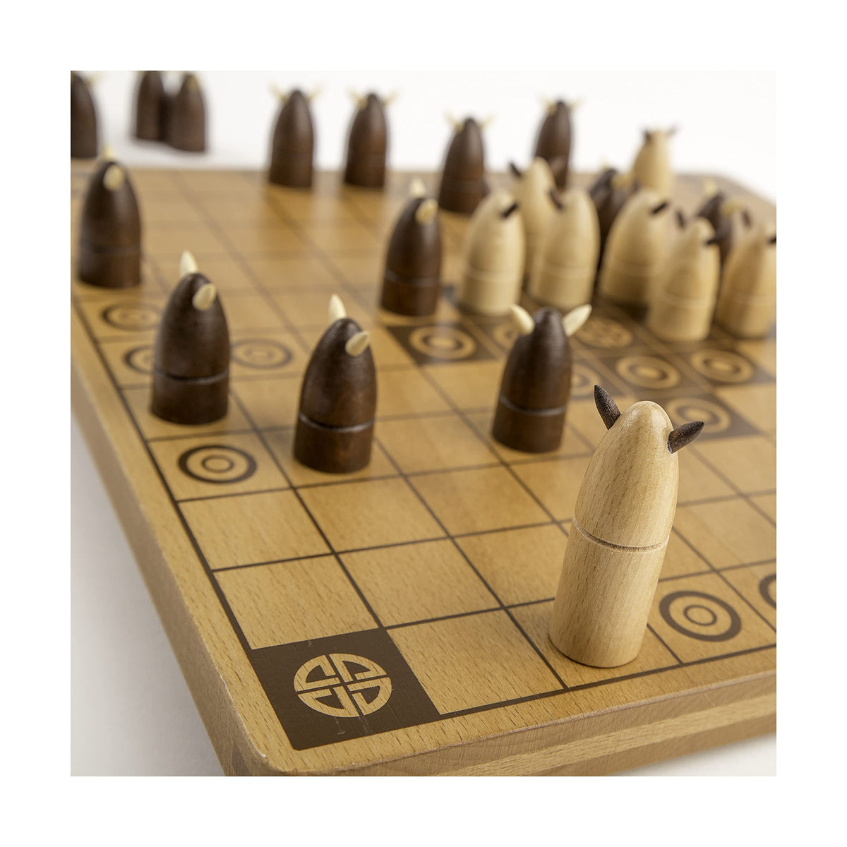 Marbles Hnefatafl instruction box, ready for quick learning and setup.