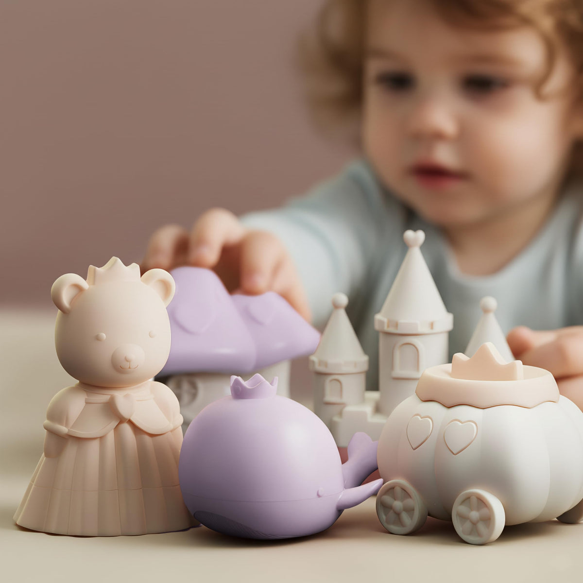 MarcZero Princess squirt toys for spraying water during pool time