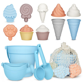 MarcZero silicone beach bucket for toddlers, easy grip and mold-friendly sand play.