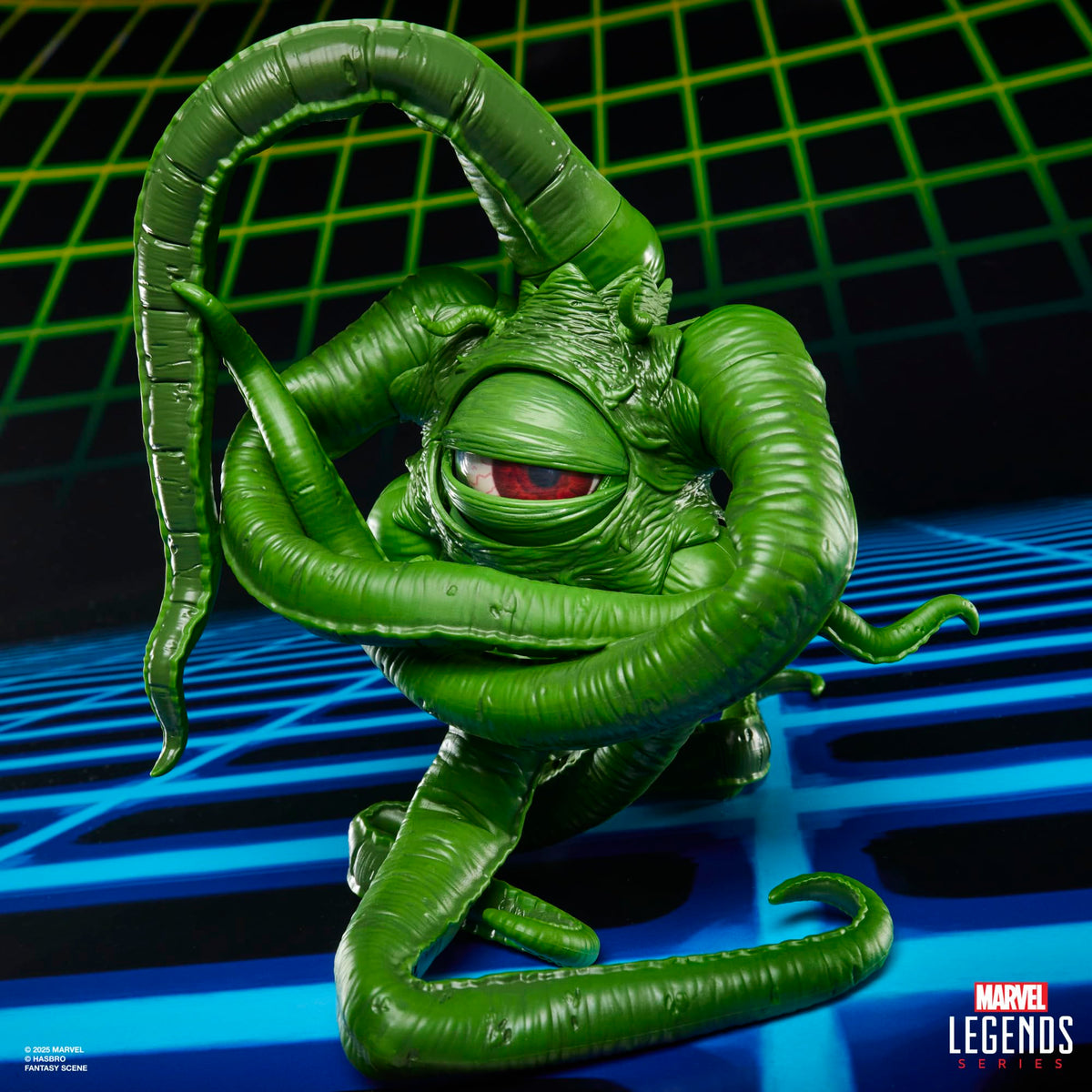 Marvel Gamverse Gargantos eye accessory included for versatile display options.