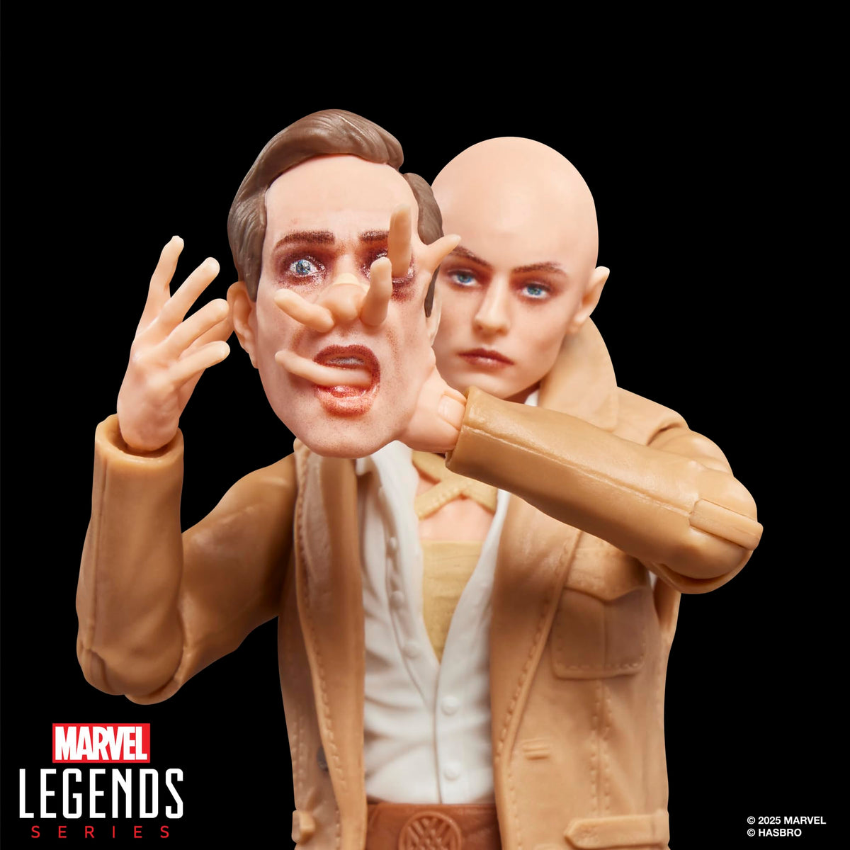 Mr. Paradox head included with Cassandra Nova figure
