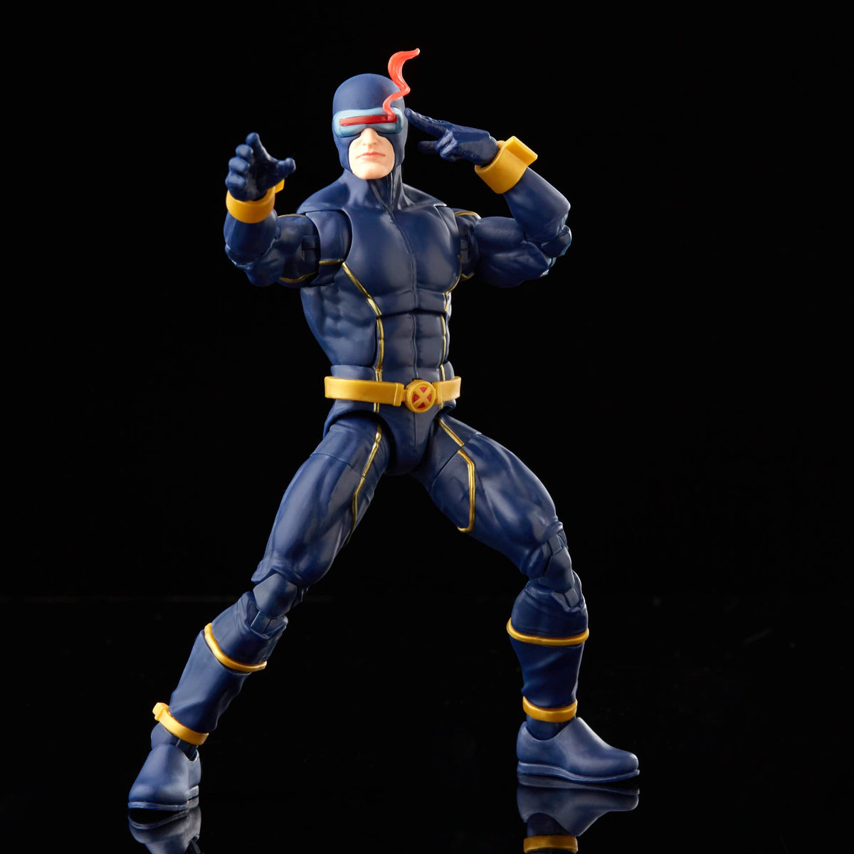 Marvel Legends Cyclops with visor smoke accessory enhances display options