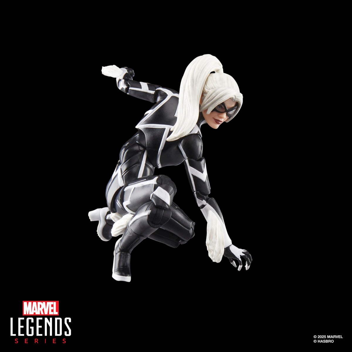 Marvel Legends Gamerverse alternate hands for pose variety with Black Cat.