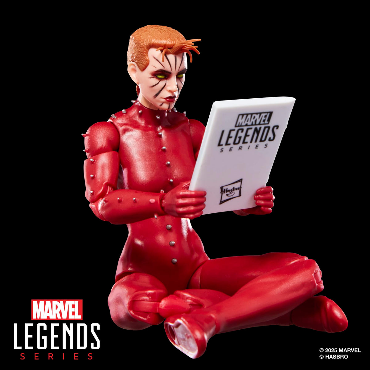 Marvel Legends retro cardback display enhances shelf presentation.