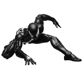Marvel Spider-Man Secret Wars detailed sculpt, great for display shelves and storytelling.