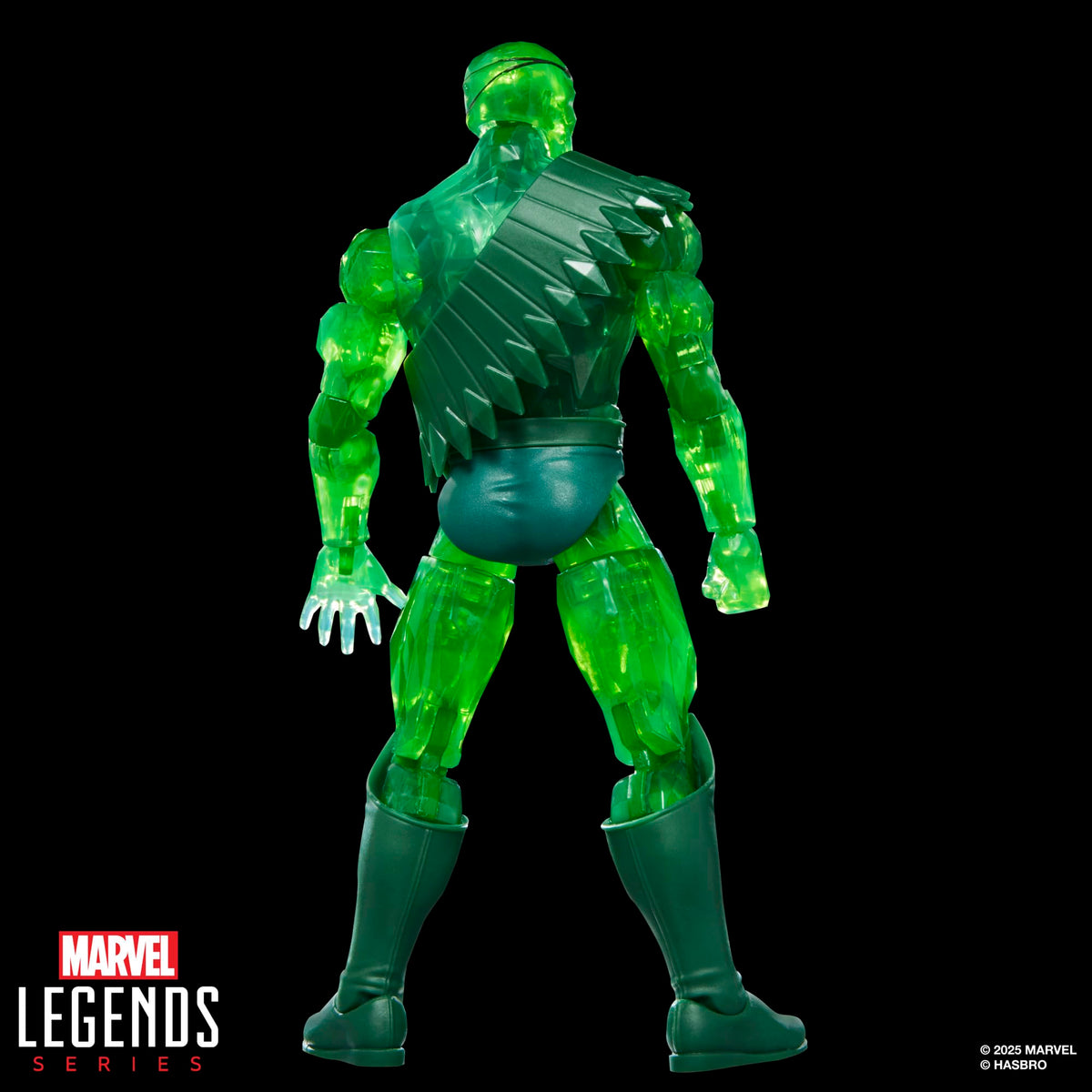Marvel Warbow accessories and a crossbow for flexible posing