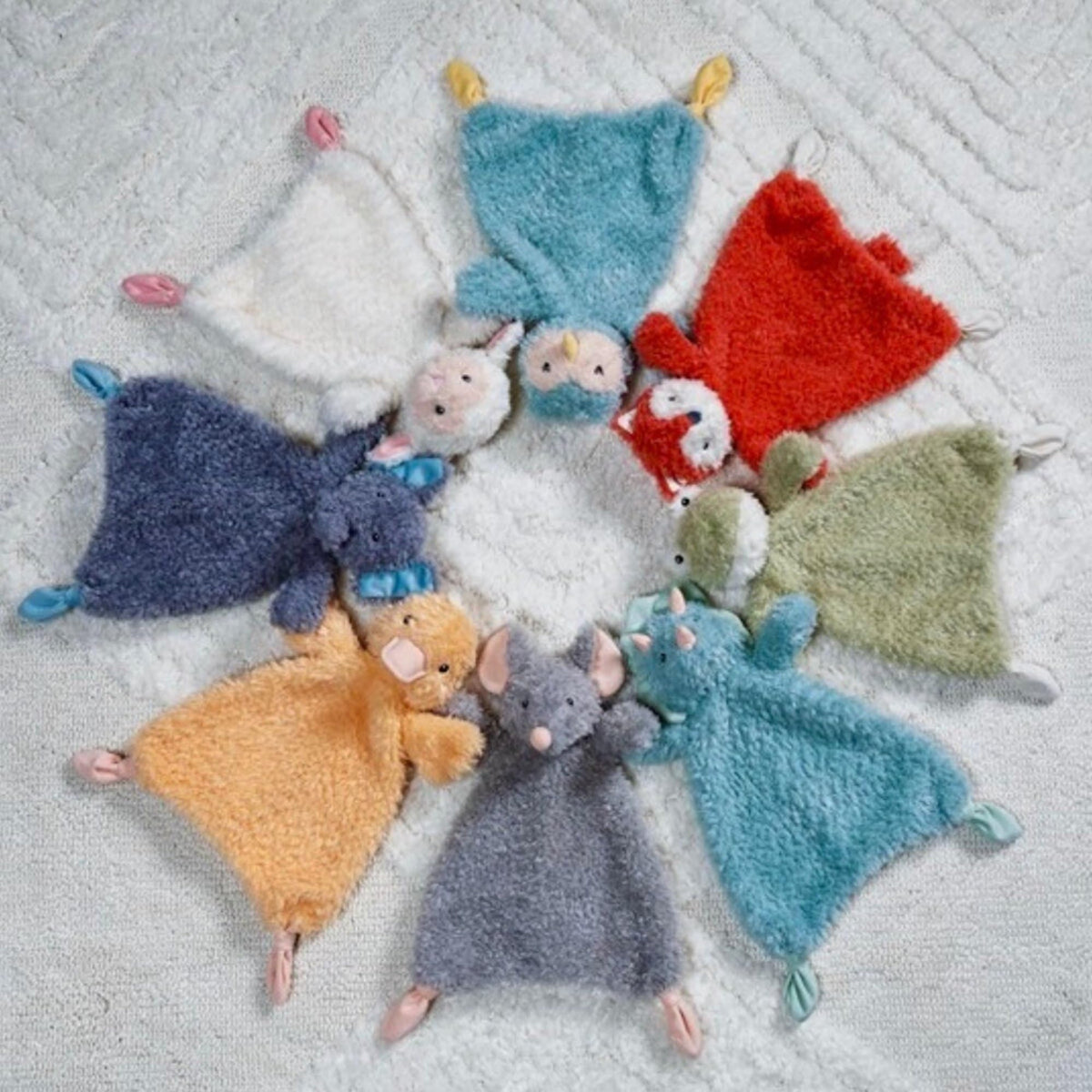 Mary Meyer Again Friends Lovey with embroidered eyes, designed for safe, comforting play.
