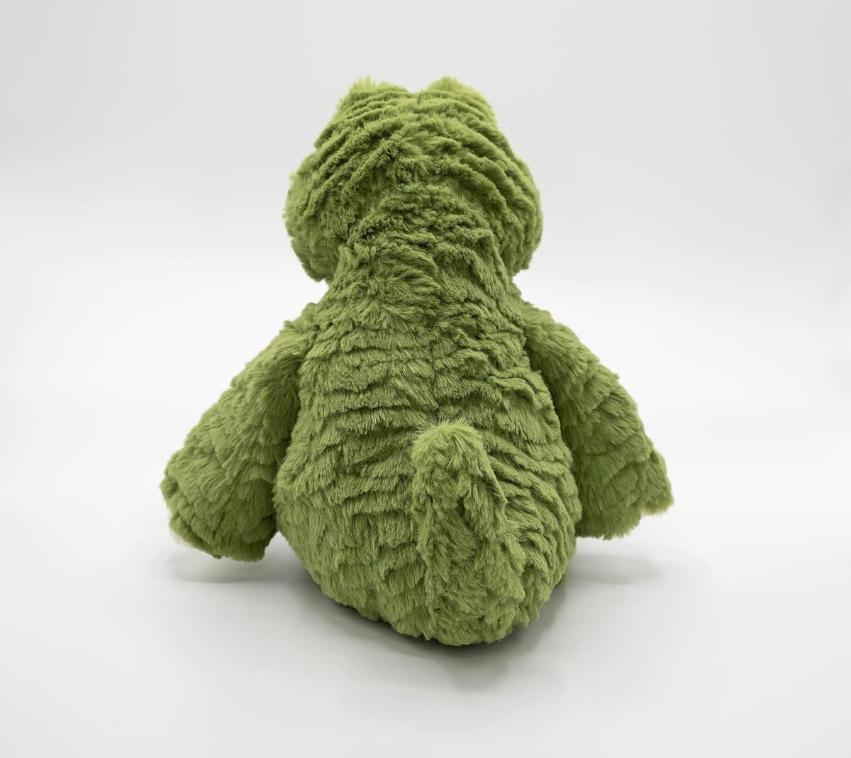 Mary Meyer Marshmallow Gator weighted bum and feet enhance cuddling and carrying.