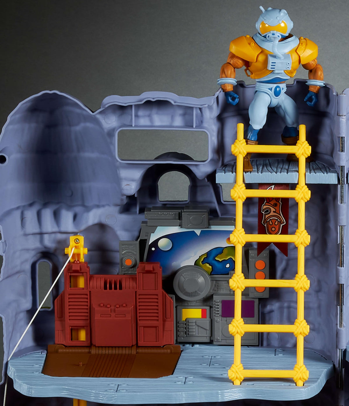 Masters of the Universe Castle Grayskull accessories weapons racks banners colorful battles