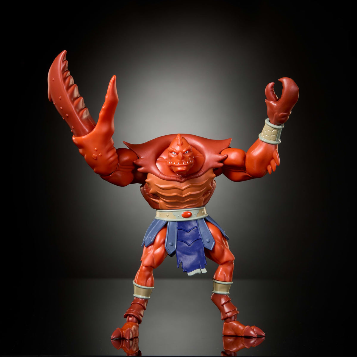 Masters of the Universe Origins Clawful deluxe figure claw arm close-up emphasizes weapon-ready stance.