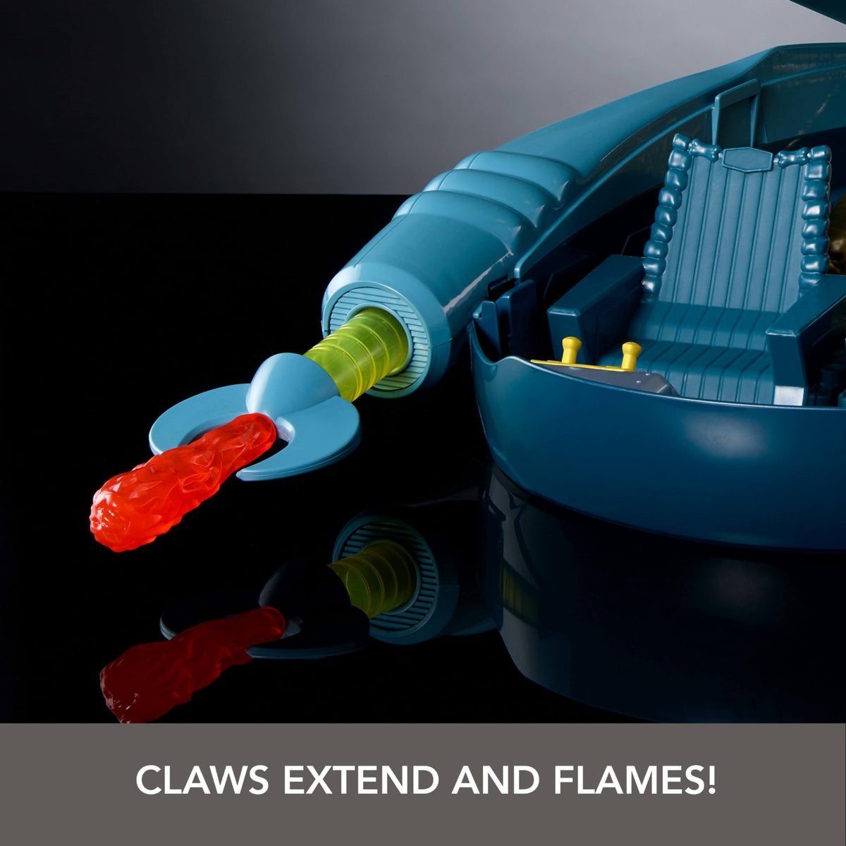 Extending claws with blast effects for action scenes