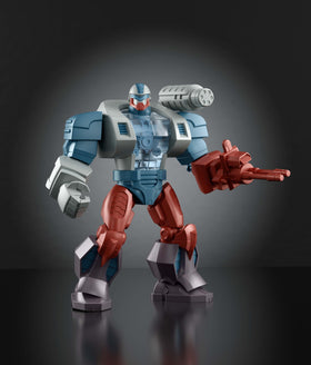 Roboto Deluxe accessories include an oversized blaster and shoulder cannon for authentic battle scenes.