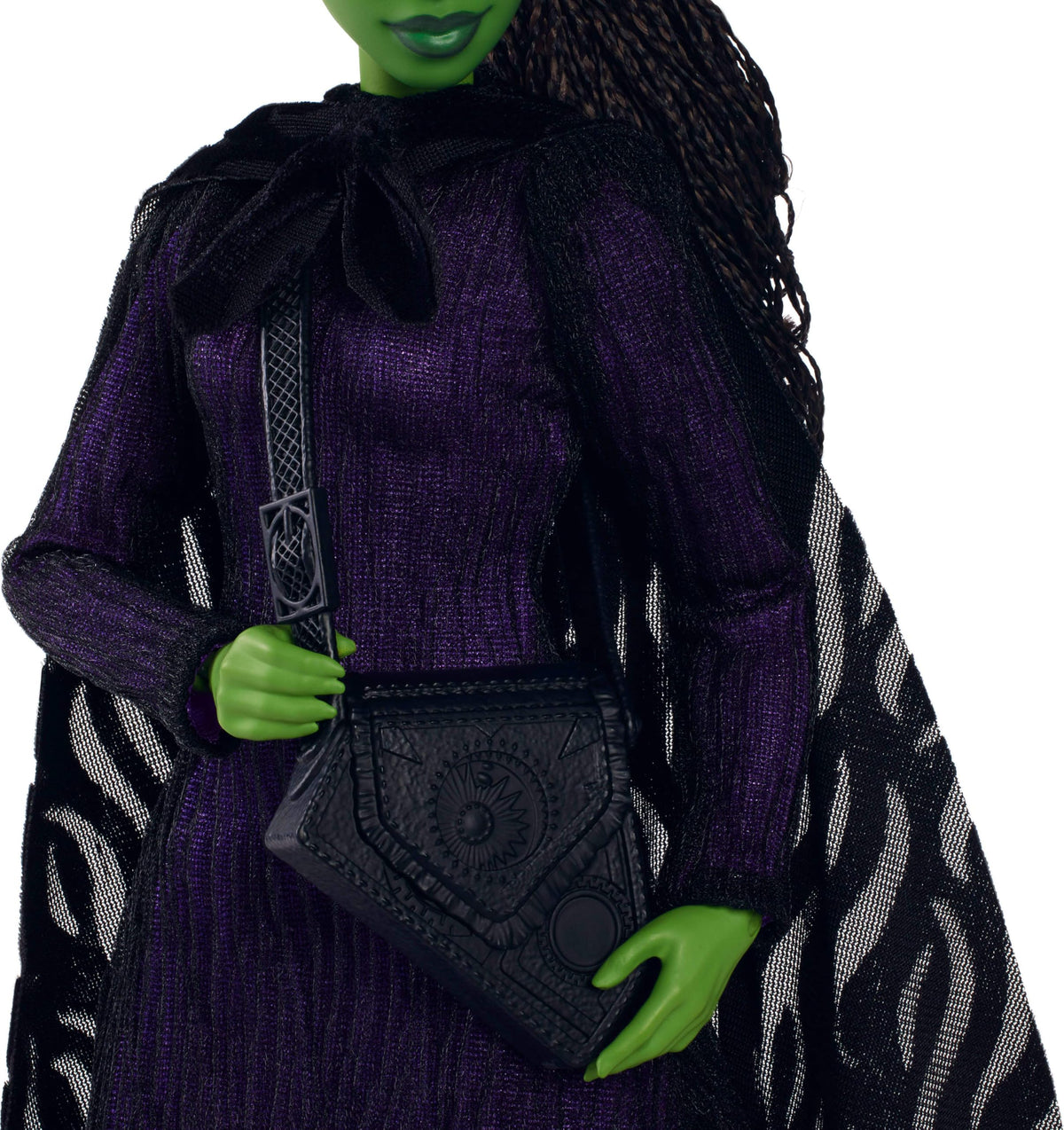 Mattel Elphaba's 11-point articulation enables dynamic posing