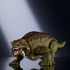 5.8-inch length fits compact shelves and battle scenes.