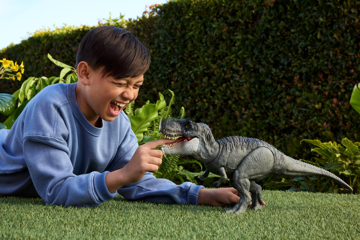 Mattel Jurassic World Rebirth T-Rex tail and head movement enhances action scenes.