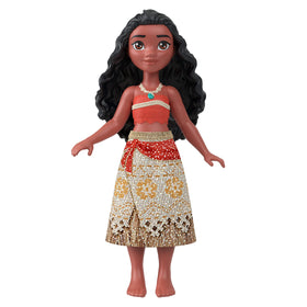 Mattel Moana necklace and outfit recreate signature look