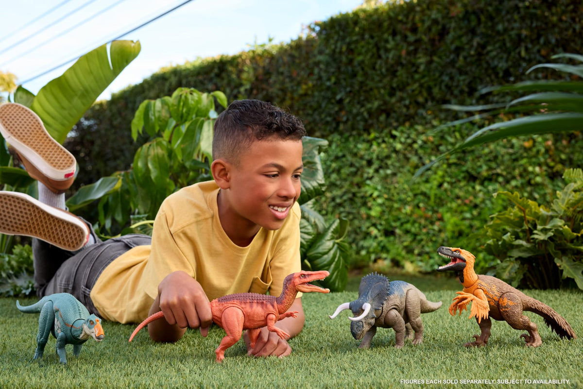 Mattel Wild Roar Spiclypeus head butt action sparks dynamic play.