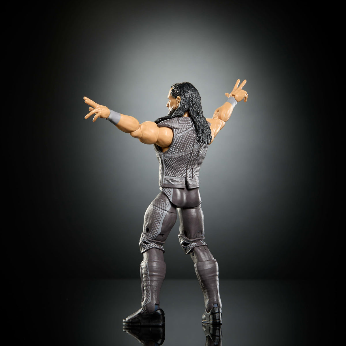 Mattel WWE Elite interchangeable hands and accessories for varied poses