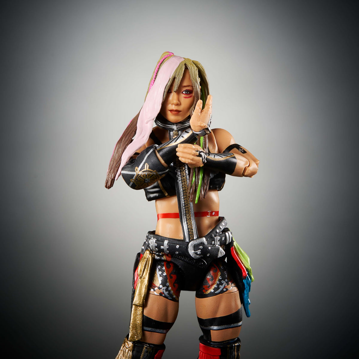 Mattel WWE Elite Kairi Sane figure highlighting 25 articulation points for poseability
