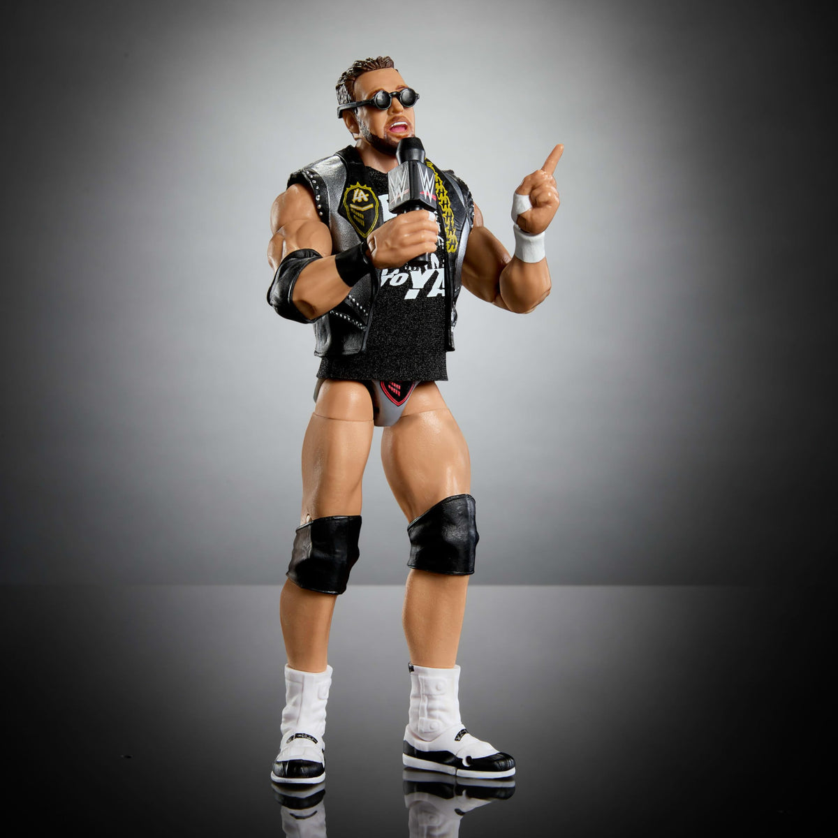 Mattel WWE Ultimate Edition LA Knight TrueFX facial design adds lifelike presence.