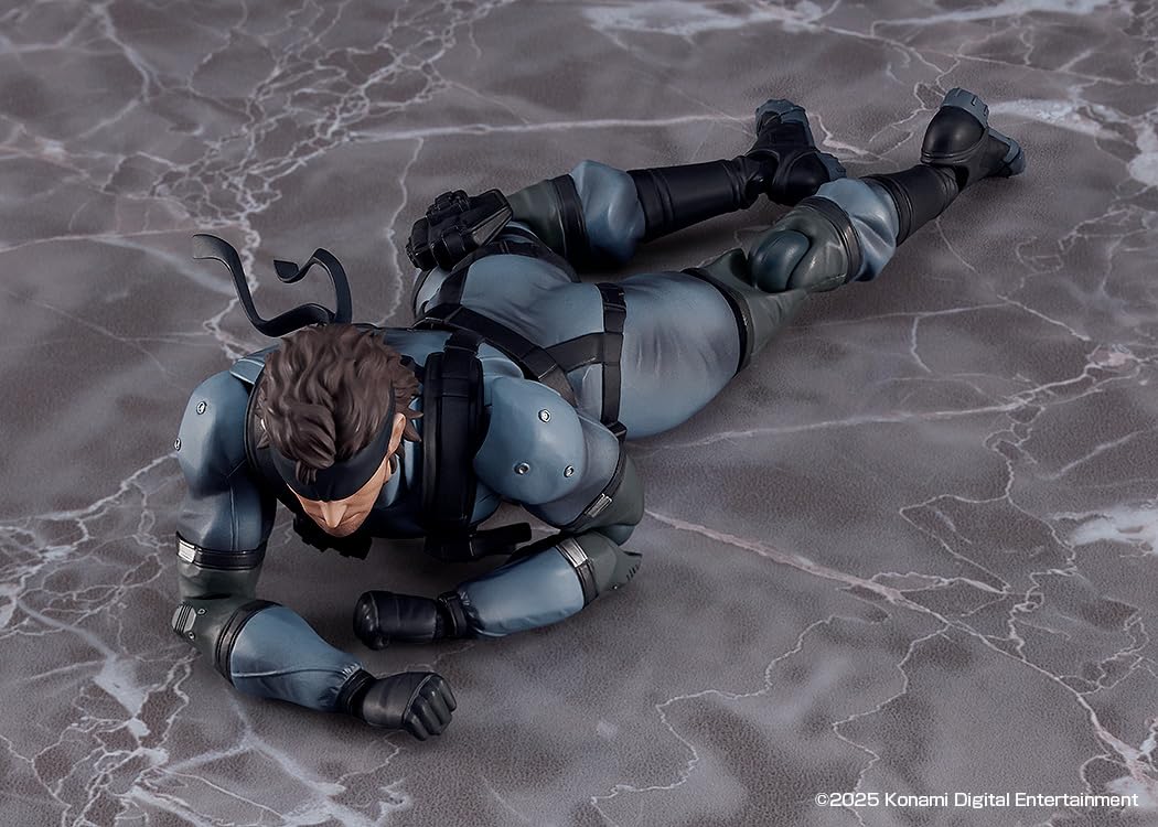 Max Factory Solid Snake muzzle flash for dramatic figure photography.
