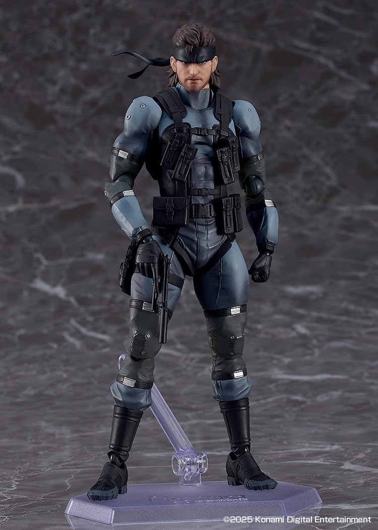 Max Factory Solid Snake paint detail adds depth and realism to textures.