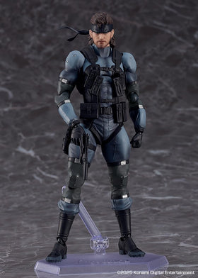 Max Factory Solid Snake paint detail adds depth and realism to textures.