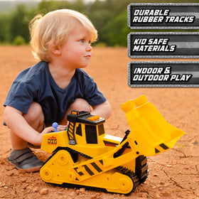 Real working bucket enables authentic scooping on the Maxx Action dozer