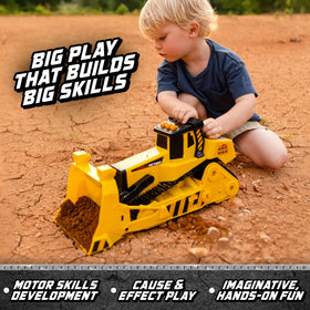 Toddler-friendly Maxx Action dozer design supports safe, independent play