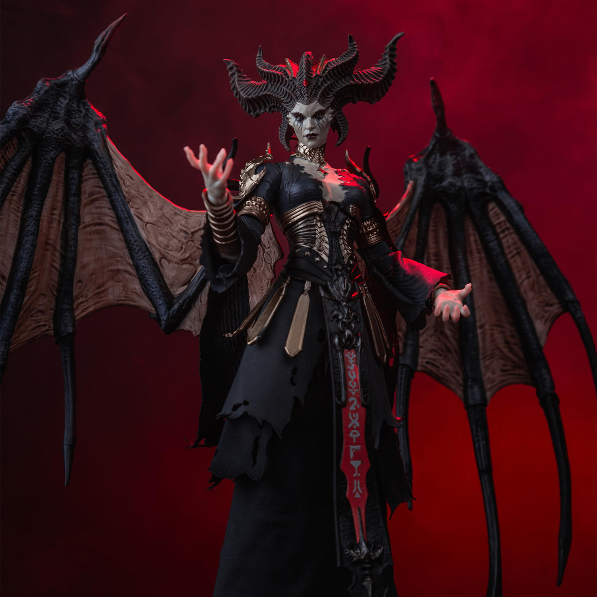 Lilith Elite Edition side profile showcasing pose versatility