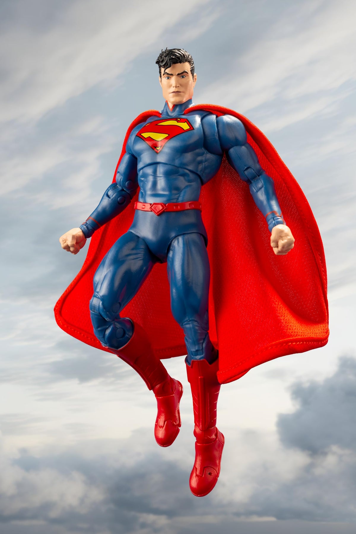McFarlane Toys Superman New 52 Gold Label base and accessories included