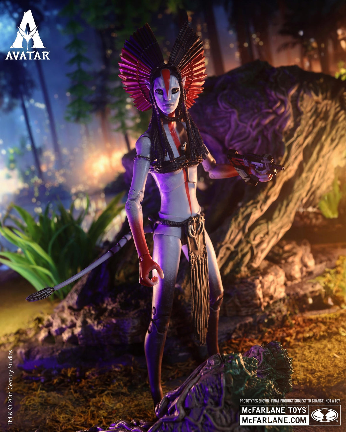 McFarlane Toys Avatar Fire and Ash Varang extra hand 2 expands pose options.