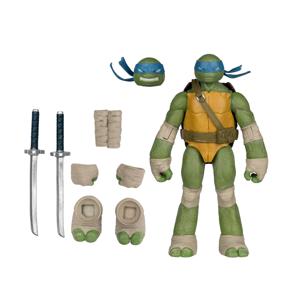 McFarlane Toys Leonardo Page Punchers figure front view ideal for display and collection