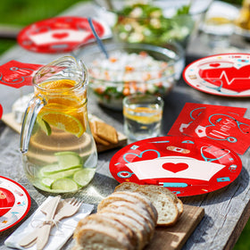 Meanplan Doctor’s Day tableware ideal for nursing events.