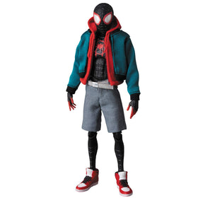 Medicom MAFEX Miles Morales expression options suit multiple scenes.