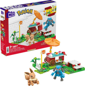 MEGA Pokémon picnic setup with Eevee and Riolu for imaginative play.