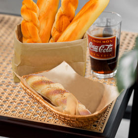 Meiwlong petite bread shot fits compact display setups