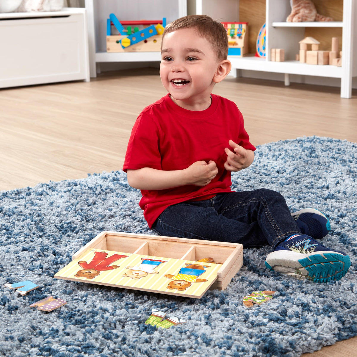 Melissa & Doug Bear Family Puzzle storage box keeps pieces organized for travel.