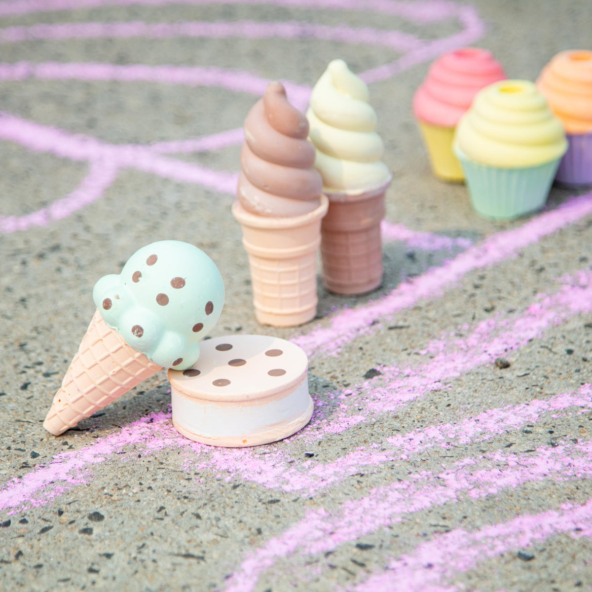 Melissa and Doug birthday candle chalk accent for celebratory scenes.