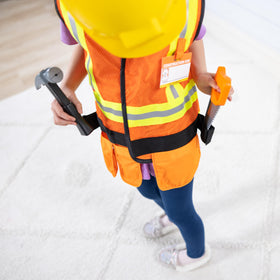 Melissa & Doug safety goggles add authentic detail for immersive role play.