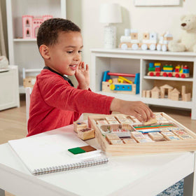 Melissa & Doug stamps 30 animal figures—great for crafts, cards, and classroom activities.