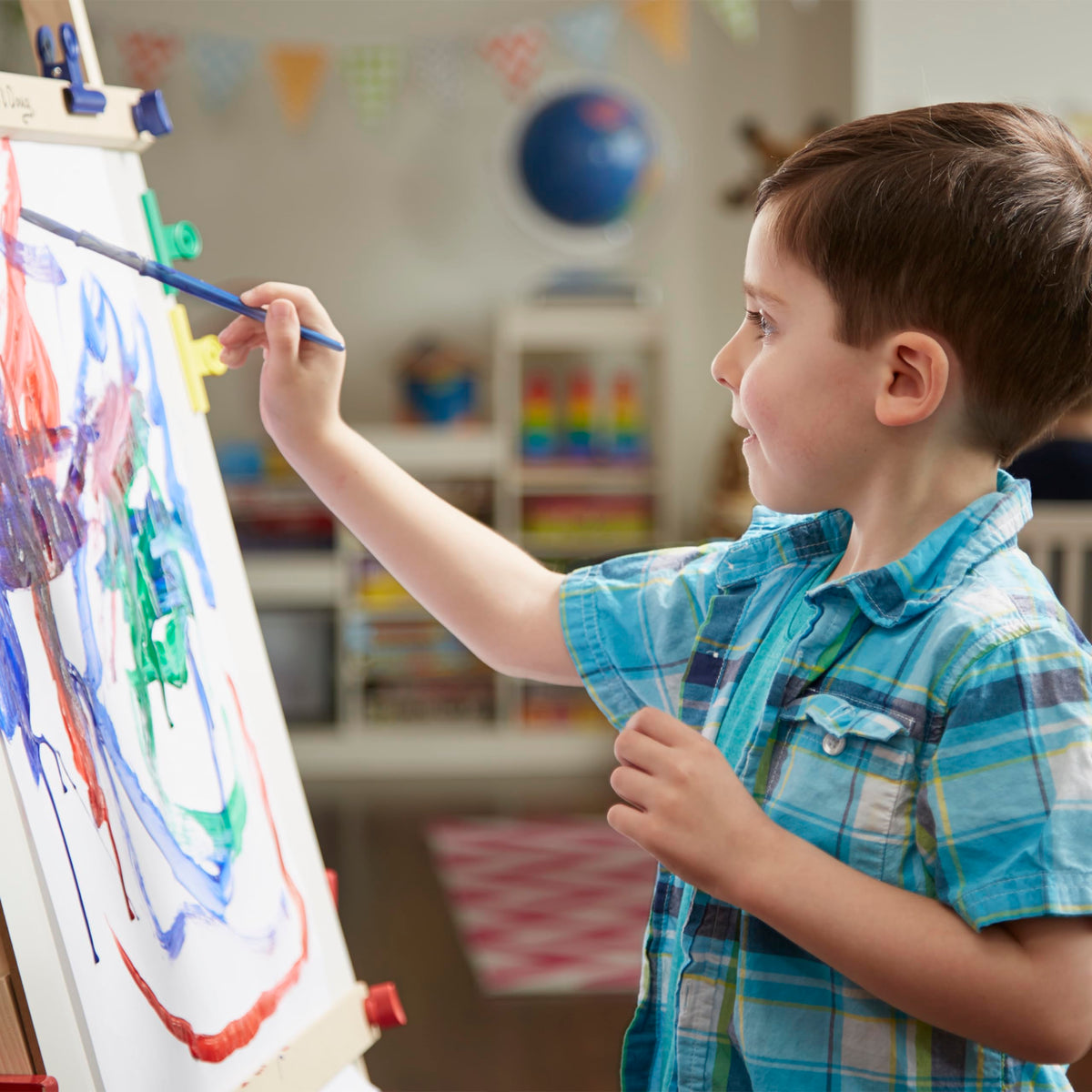 Melissa & Doug easel accessory packaging with FSC-certified materials