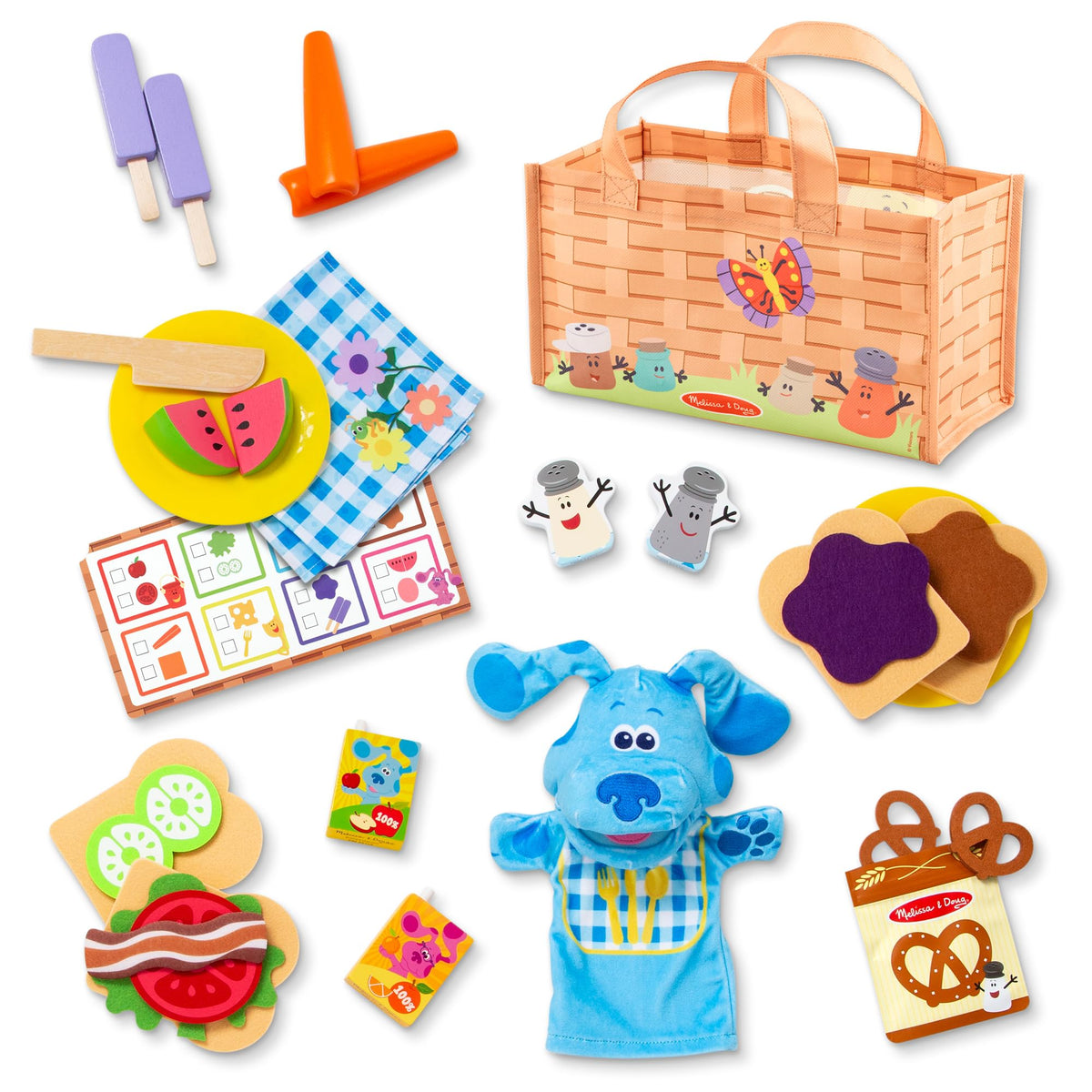 Felt sandwich pieces encourage stacking and sequencing during imaginative play.