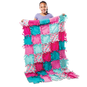 Melissa & Doug fringe-tie assembly simplifies large blanket crafting.
