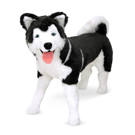 Melissa and Doug Giant Siberian Husky eyes showcase lifelike detail for immersive pretend play.