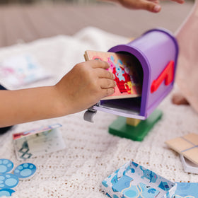 Melissa and Doug gift box and shipping pouch for organized storage