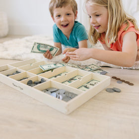 Melissa & Doug gift for ages 3 to 7 encourages screen-free learning.