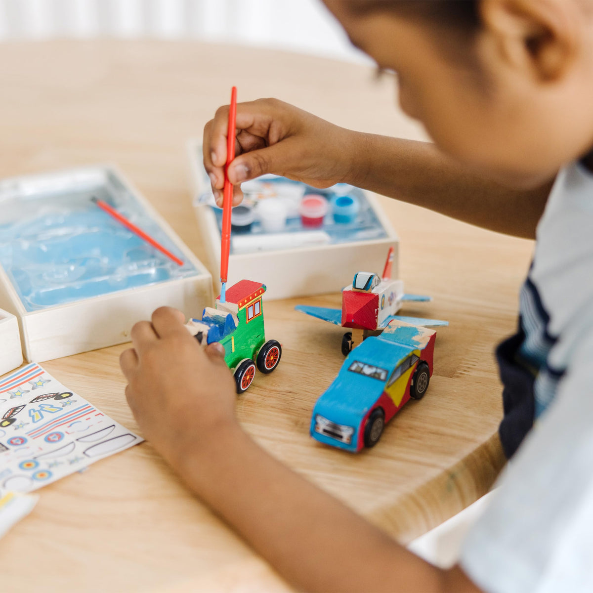 Gift-ready Melissa & Doug set for children ages 4 to 8.