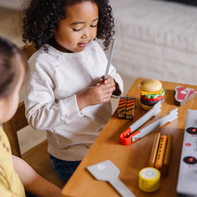 Melissa & Doug includes a variety of veggie and meat options.